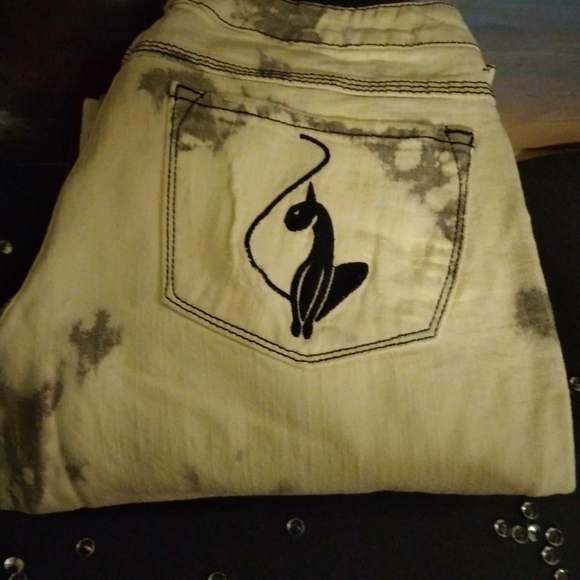 Baby Phat - Picture 10 of 10